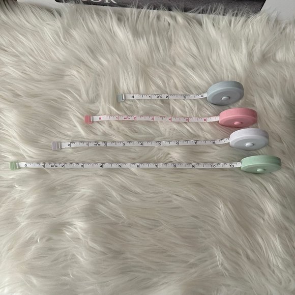 Compact Measuring Tape Roll (Random Color) - Picture 3 of 10